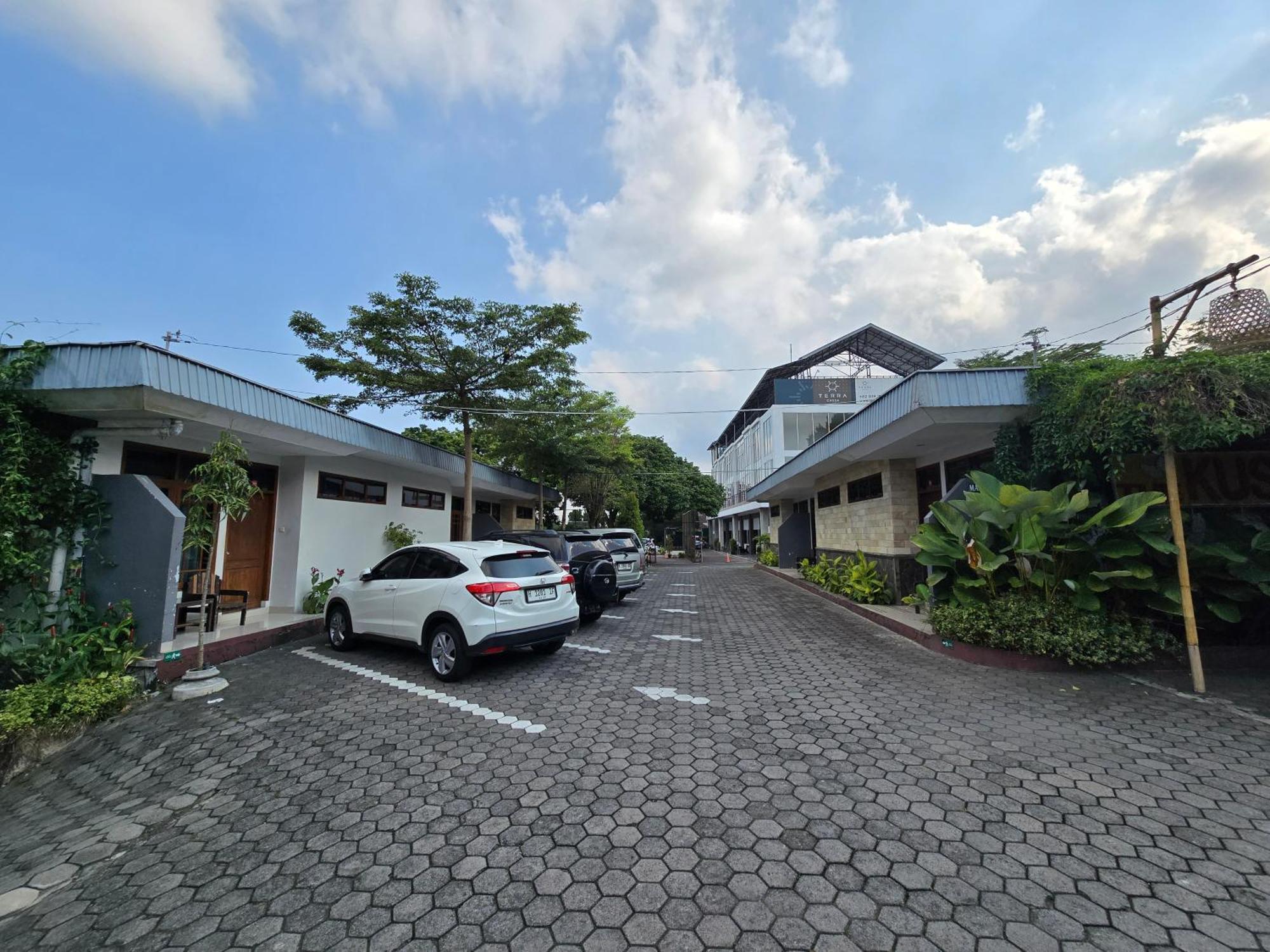Kusma Hotel Bandungan سيمارانغ المظهر الخارجي الصورة