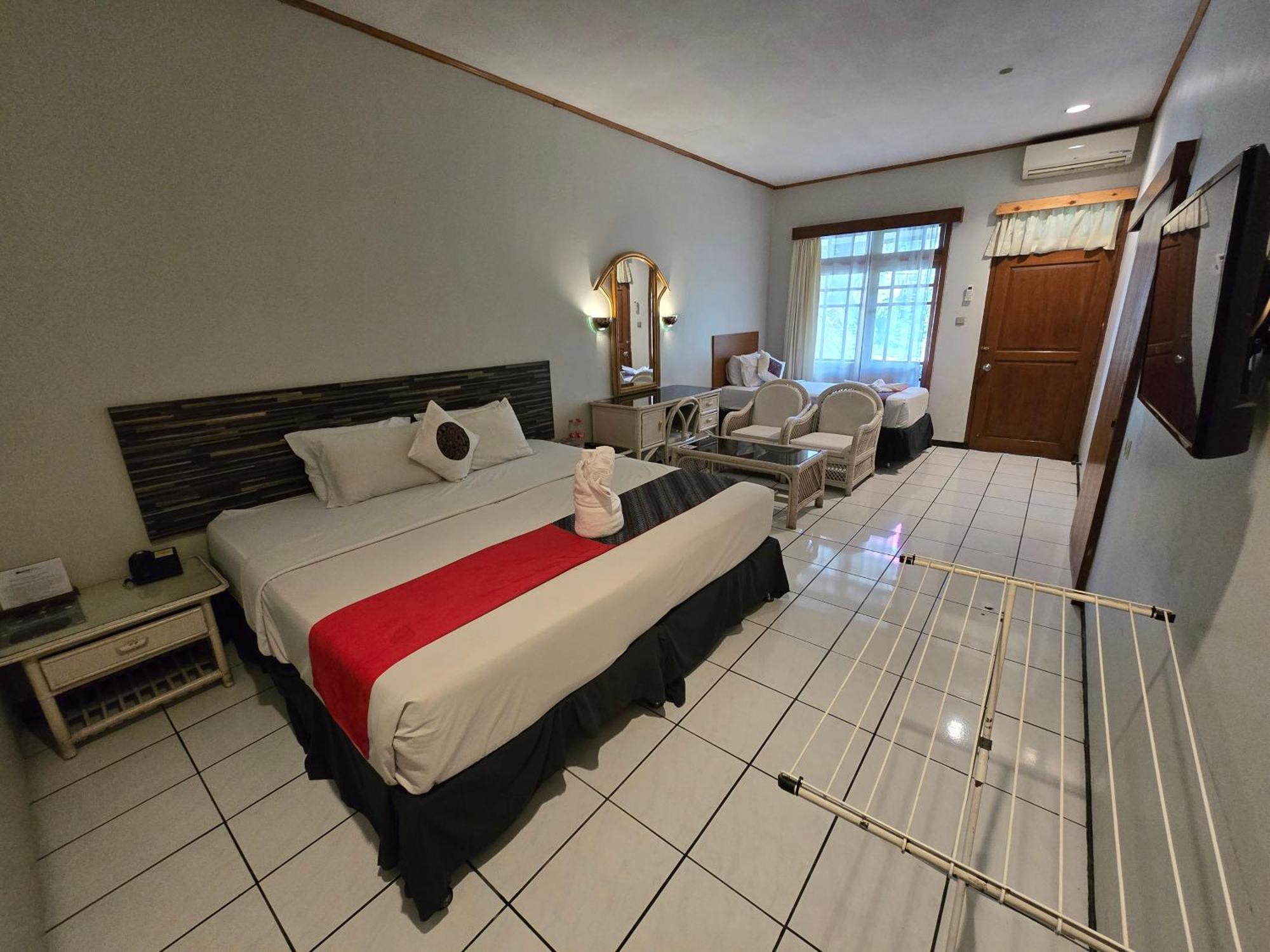 Kusma Hotel Bandungan سيمارانغ المظهر الخارجي الصورة